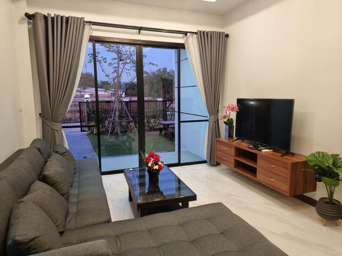 Baan Dalah Buriram Villa Dış mekan fotoğraf